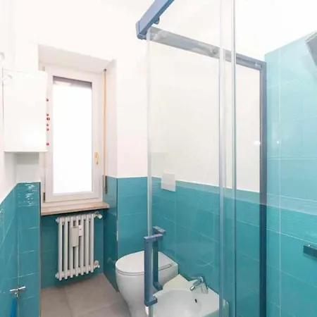 Turati 74 * トリノ